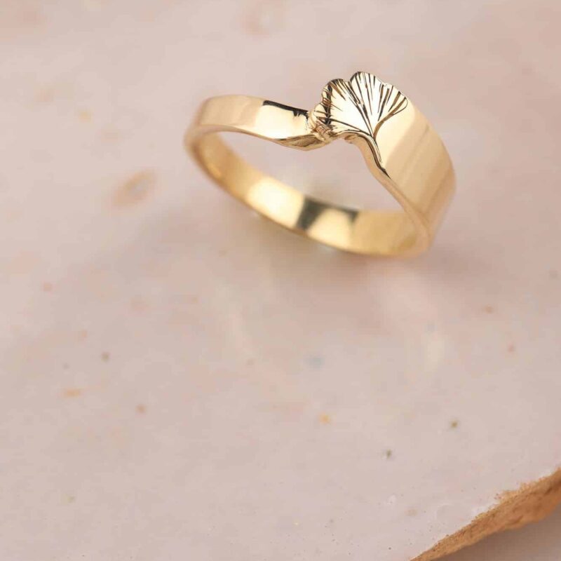 Ginko - Ring 18 kt met ginkoblad